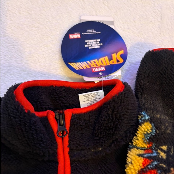 Marvel Spider-Man Kids Costume Jacket - Black and Red - Picture 9 of 12